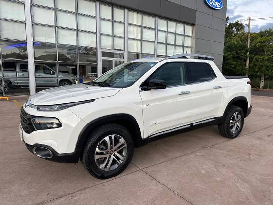 FIAT TORO 2.4 16V MULTIAIR FLEX VOLCANO AT9